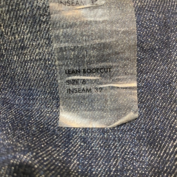 Calvin Klein Lean Boot Cut Jeans w/ Flap Pocket- Sz 6 - Picture 9 of 11